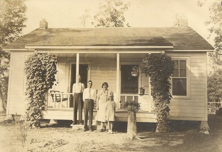 Everett and Nola Sutton Family